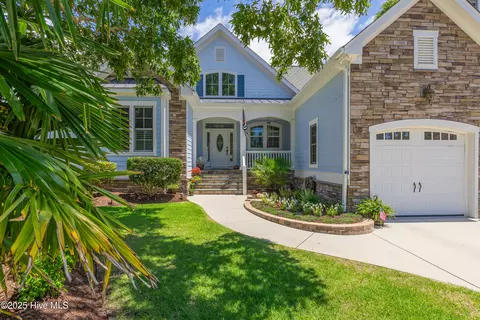 497 Broomsedge Ct SE, Bolivia, NC 28422