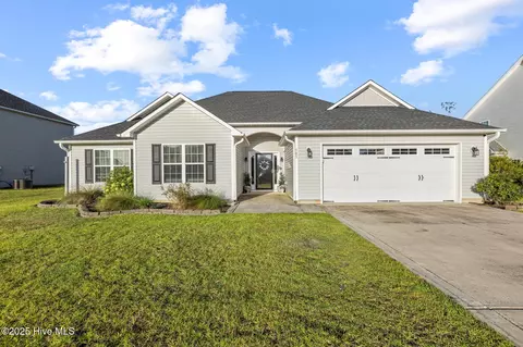 103 Goldstone Ct, Jacksonville, NC 28546