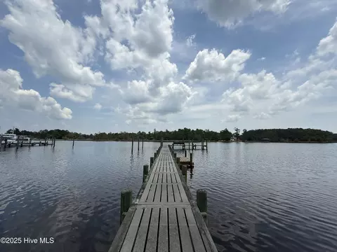 247 Shell Castle Ln, Vandemere, NC 28587
