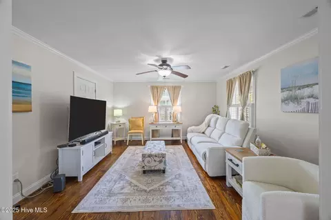 711 E Front St, New Bern, NC 28560 photo 5