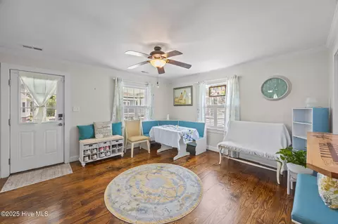 711 E Front St, New Bern, NC 28560 photo 9