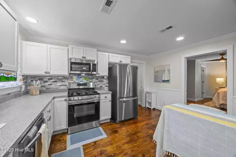 711 E Front St, New Bern, NC 28560 photo 14