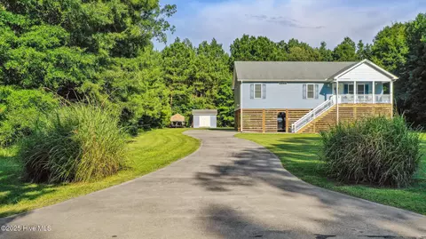 145 Riverview Dr, Hertford, NC 27944
