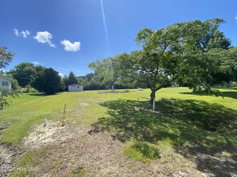 237 Summerplace Dr, Gloucester, NC 28528 photo 2