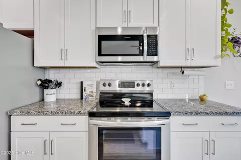 Kitchen - 3986 Eclipse Ave, Leland, NC 28451 photo 5 of 6