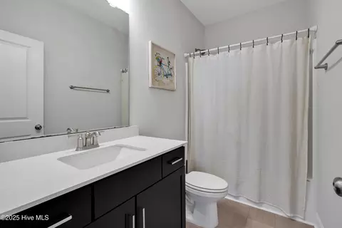 Bath - 3986 Eclipse Ave, Leland, NC 28451 photo 3 of 4