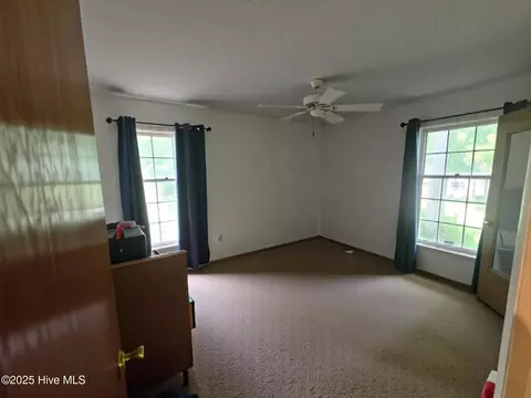 Bedroom - 3117 Coras Grove Rd, Watha, NC 28478 photo 1 of 6