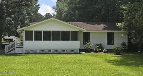 3117 Coras Grove Rd, Watha, NC 28478
