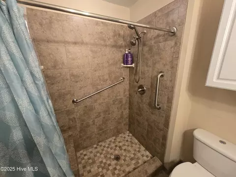 Bath - 3117 Coras Grove Rd, Watha, NC 28478 photo 3 of 3