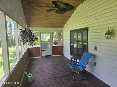 Exterior - 3117 Coras Grove Rd, Watha, NC 28478 photo 3 of 5