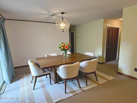 Dining - 3117 Coras Grove Rd, Watha, NC 28478 photo 1 of 1