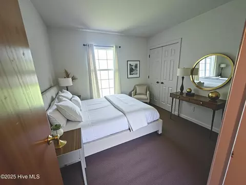 Bedroom - 3117 Coras Grove Rd, Watha, NC 28478 photo 6 of 6