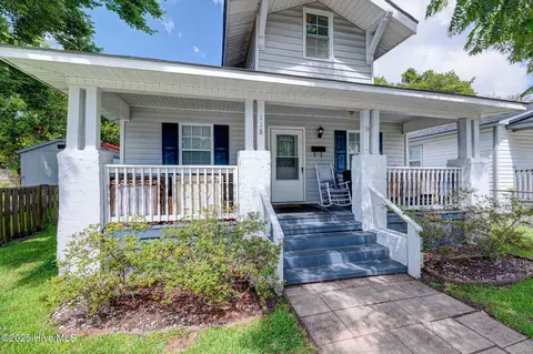 118 S 11th St, Wilmington, NC 28401