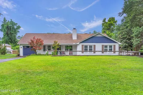 1620 Field View Rd, Wilmington, NC 28411