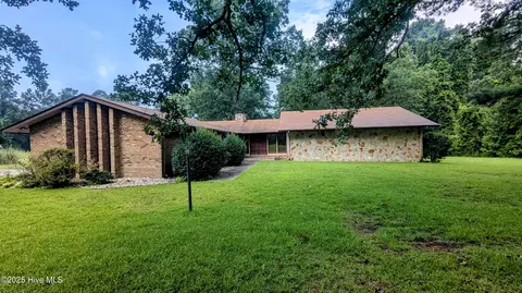 1468 Union Church Rd, Cameron, NC 28326
