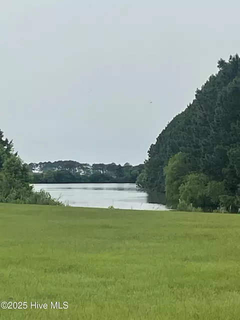 197 Blue Heron Blvd, Hertford, NC 27944