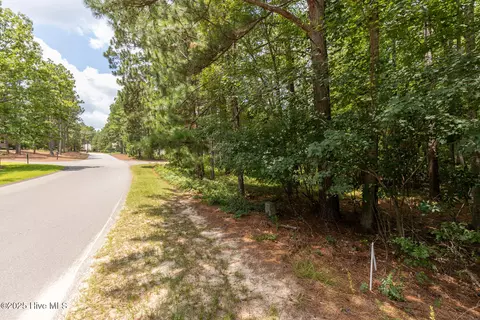 20 Kilbride Dr, Pinehurst, NC 28374 photo 6