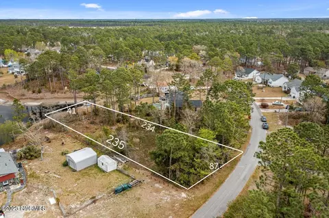 2353 Frink Lake Dr, Southport, NC 28461