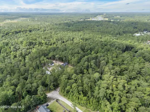 491 Argonne Rd, Boiling Spring Lakes, NC 28461 photo 3