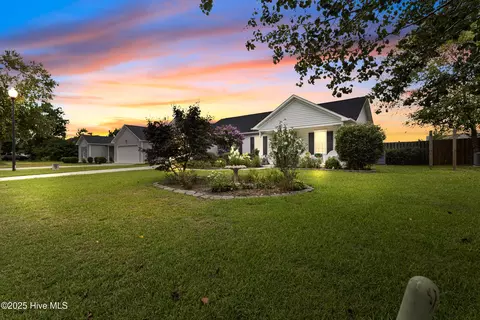 2513 Ashby Dr, Wilmington, NC 28411