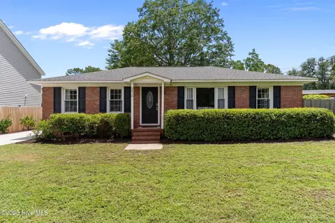 5414 Wrightsville Ave, Wilmington, NC 28403
