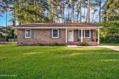 1909 Fletcher Dr, Rocky Mount, NC 27801