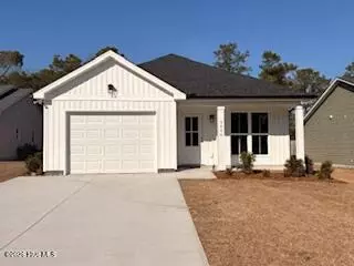 3046 Oak Dr SW, Shallotte, NC 28470