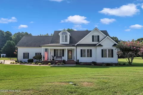 164 Amsterdam Dr, Archer Lodge, NC 27527