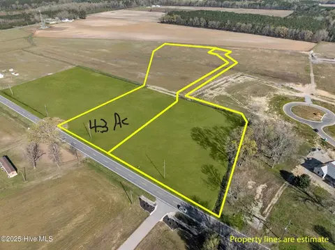 2293 Nc 102 E, Ayden, NC 28513