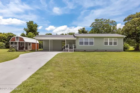 1198 Highway 101, Beaufort, NC 28516