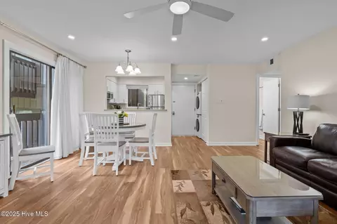 Dining - 85 Pine Valley Rd # 65, Pinehurst, NC 28374 photo 3 of 4