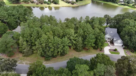 209 Cedar Point Dr, Wallace, NC 28466