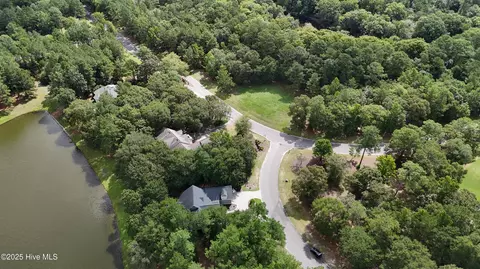 209 Cedar Point Dr, Wallace, NC 28466 photo 4