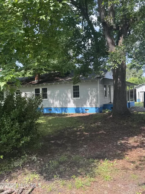2910 Avalon Rd, Rocky Mount, NC 27801