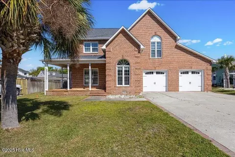 206 Teakwood Dr, Carolina Beach, NC 28428