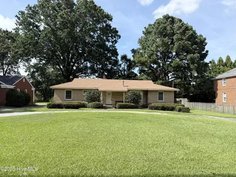 2007 E Fourth St, Greenville, NC 27858