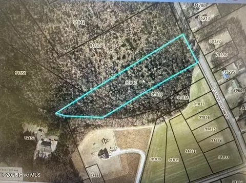 1389 Roosevelt Spain Rd, Greenville, NC 27834