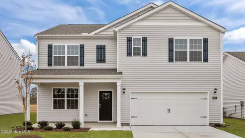 1601 Stonebriar Dr, Winterville, NC 28590