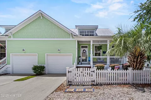 258 Silver Sloop Way, Carolina Beach, NC 28428