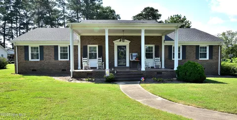 1308 First Street Ext, Nashville, NC 27856