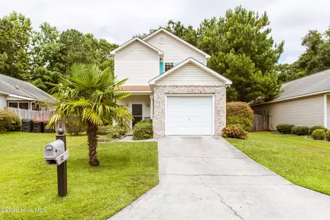 142 Raye Dr, Wilmington, NC 28412