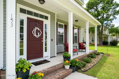 153 Bobwhite Cir, Cape Carteret, NC 28584