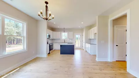 146 Spring Meadows Dr, Aberdeen, NC 28315 photo 6