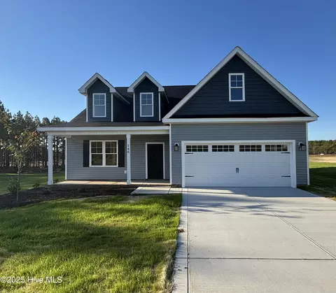 146 Spring Meadows Dr, Aberdeen, NC 28315