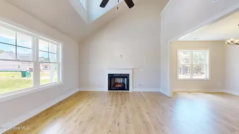 146 Spring Meadows Dr, Aberdeen, NC 28315 photo 4