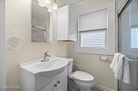Bath - 345 E 13th St, Washington, NC 27889 photo 1 of 2