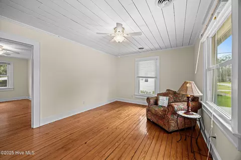 Living - 345 E 13th St, Washington, NC 27889 photo 1 of 3