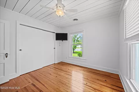 Bedroom - 345 E 13th St, Washington, NC 27889 photo 11 of 11