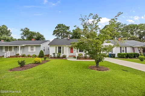 Exterior - 345 E 13th St, Washington, NC 27889 photo 3 of 9