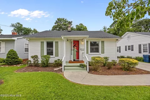 345 E 13th St, Washington, NC 27889